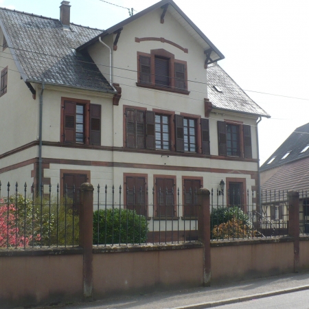 Cliquez pour en savoir plus...